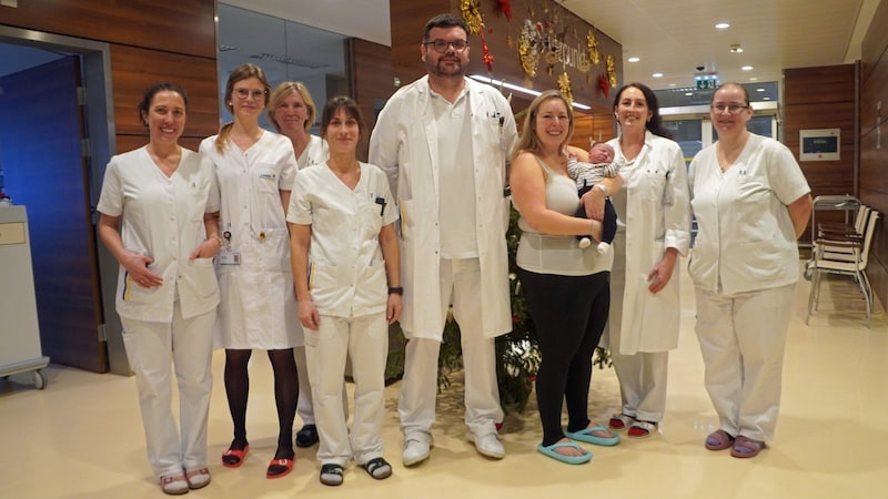 The provincial hospital congratulates the proud parents on their new addition to the family. (Bild: LK Amstetten)