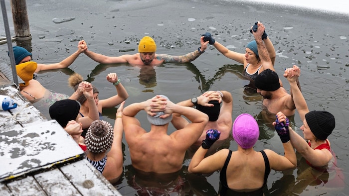 Important: Keep your hands out of the water. And headgear is an advantage.