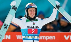 Daniel Tschofenig triumphiert beim Neujahresspringen in Garmisch!