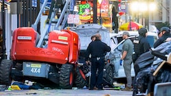 Mit diesem Pick-up-Truck fuhr ein Mann in New Orleans feiernde Passantinnen und Passanten an. (Bild: AFP/Gerald Herbert)