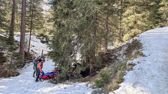 Zehn Bergretter waren im Einsatz.