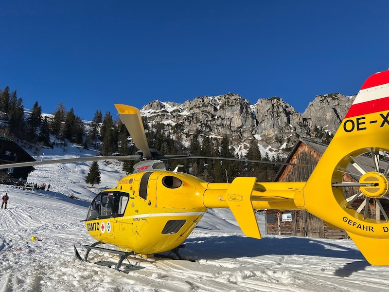 Einsatz für den Rettungshubschrauber Christophorus 99. (Bild: Alpiner Rettungsdienst Gesäuse)