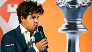 Schach-Weltmeister Magnus Carlsen sorgt für Aufregung bei den Formel-1-Fans