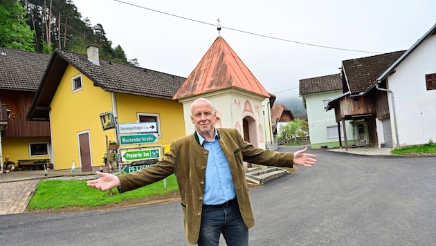 Bürgermeister Bernard Sadovnik freut sich über ein leichtes Plus in seiner Gemeinde. Trotzdem stehe man vor vielen Herausforderungen. (Bild: Evelyn Hronek/EVELYN HRONEK)