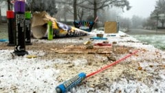 Das Mädchentrio sammelte Silvestermüll ein (Symolbild)