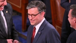 Nur mit einer knappen Mehrheit wurde Mike Johnson zum Präsidenten des US-Repräsentantenhauses ...