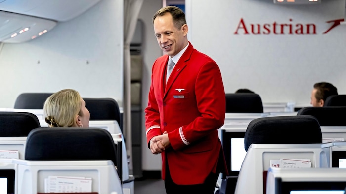In seiner Rolle geht Hofmann auf. Guter Service und die Sicherheit der Passagiere stehen für ihn ...