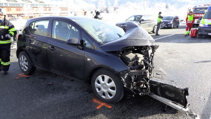 Das zweite am Unfall beteiligte Auto.