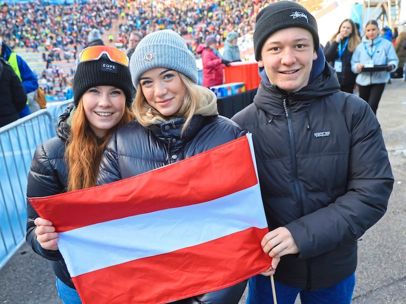 Sophia, Luisa and Maximilian (from left) felt safe despite the crowds. (Bild: Birbaumer Christof)