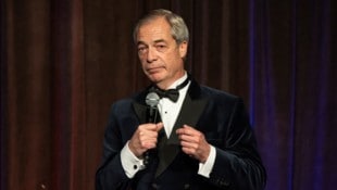Elon Musk ist doch ein Freund von Nigel Farage.