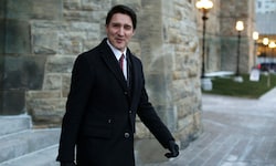 Trudeau nach einem Kabinettsmeeting vor dem Parlament in Ottawa