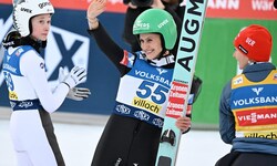 Nika Prevc, Eva Pinkelnig und Katharina Schmid
