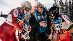 Ski-Damen-Cheftrainer Roland Assinger (Mi.) nimmt Stellung zu getätigten Aussagen in Kranjska Gora. (Bild: GEPA pictures)