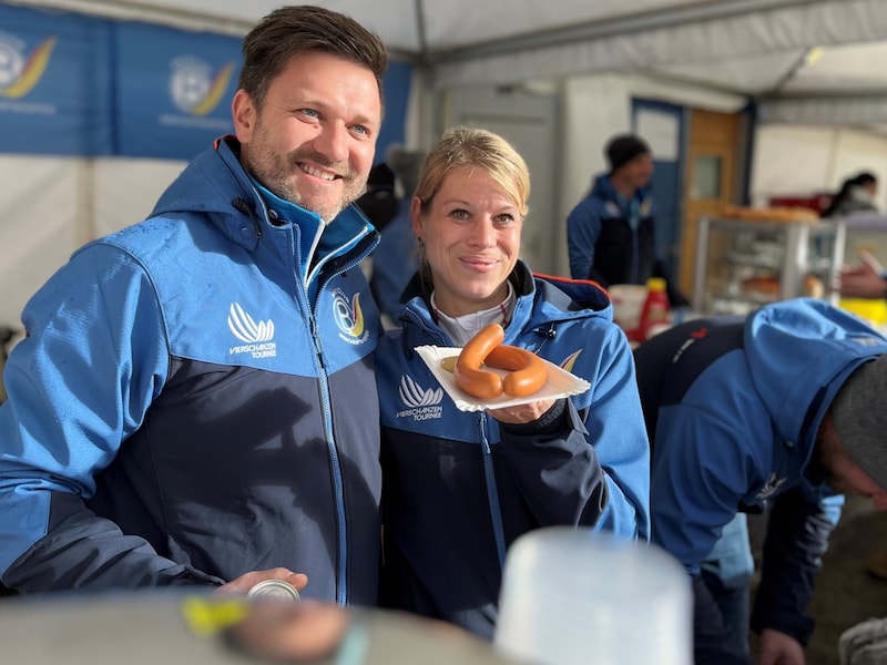 Chef der Fan-Verpflegung: Michel Brucker mit Herzensdame Michaela Prommegger. (Bild: JHK)