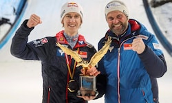 Titelverteidiger Daniel Tschofenig und Cheftrainer Andreas Widhölz.