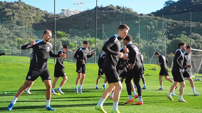 Stankovic (left) and Co. sweating in a fantastic panorama.