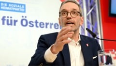 Herbert Kickl feiert vorm Handelsgericht und Landesgericht medienrechtliche Erfolge. (Bild: APA/Helmut Fohringer)