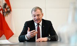 Landeshauptmann Thomas Stelzer muss erklären, warum das Land ein eindeutig ÖVP-nahes Magazin ...