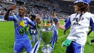 David Luiz (re.) gewann mit Chelsea 2012 die Champions League.
