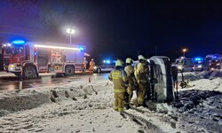 Der Kleinbus kippte um.