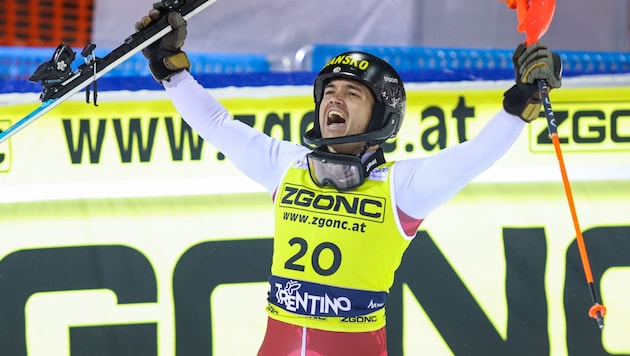 Albert Popov celebrates in Madonna di Campiglio. (Bild: GEPA pictures)