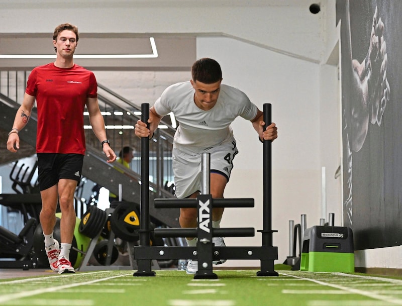 Muharemovic (right) trained at the Injoy Klagenfurt during a visit home last weekend. (Bild: Pessentheiner/f. pessentheiner)