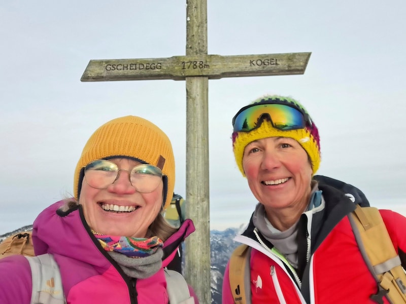 Die „Krone“-Wanderexpertinnen, Elisabeth Zienitzer (li) und Silvia Sarcletti. (Bild: Weges)