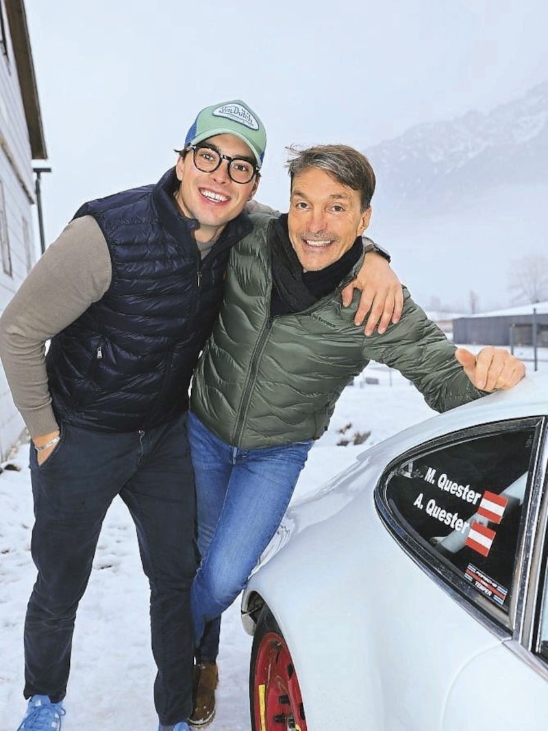 Father and son as a racing team in the Porsche 911 E: Matthias and dad Alexander Quester. (Bild: Tomschi Peter/Tomschi Peter )