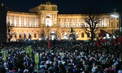 Ausnahmestimmung vor der Hofburg in Wien