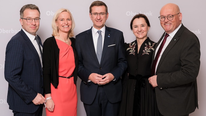 Johannes Kopf (AMS), Silke and Markus Achleitner (Upper Austrian State Council), Susanne ...