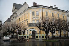 Seit 2020 ist unklar, was mit dem Kult-Wirtshaus in der Linken Brückenstraße passiert. Nun soll bis zum Sommer Licht ins Dunkel kommen. (Bild: Markus Wenzel)
