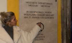 Die deutsche Influencerin Caroline Daur erkundete Salzburg bei Nacht