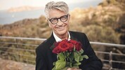 Wem wird der erste „Golden Bachelor“ seine Rosen überreichen?