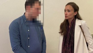 Der angeklagter Pole wurde beim Prozess am Freitag von Rechtsanwältin Christina Lindner (Bild ganz links) vertreten. (Bild: Dorn Chantall/Dorn, Krone KREATIV)