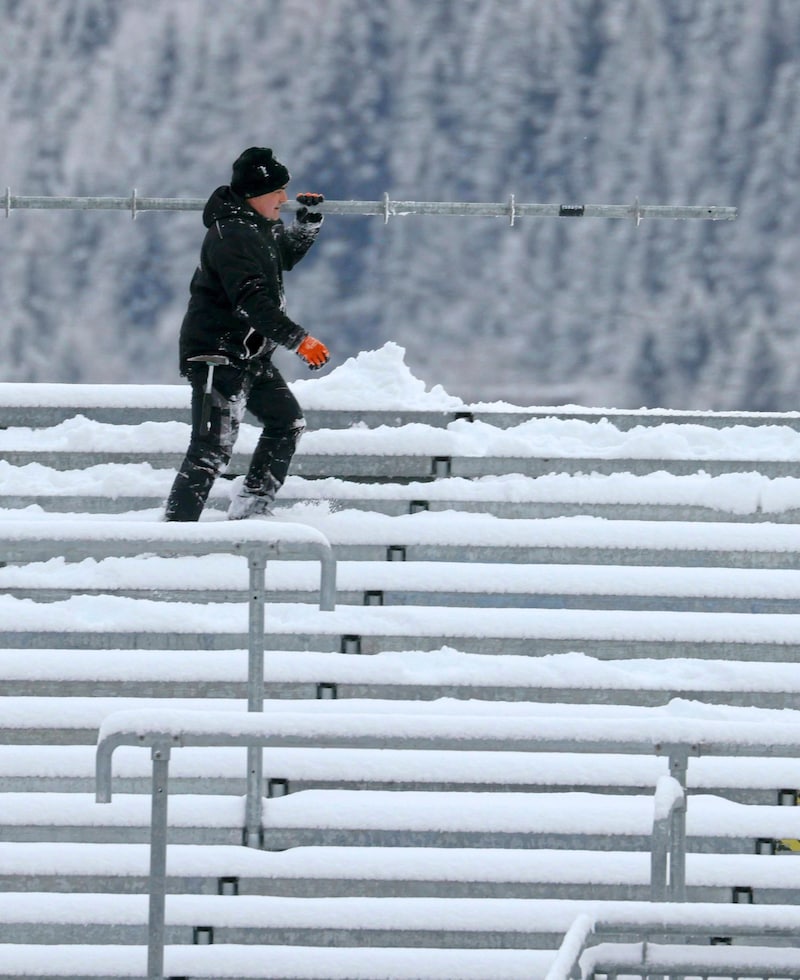 The grandstand in the finish area will be in place until Sunday. (Bild: Tröster Andreas/ANDREAS TROESTER)