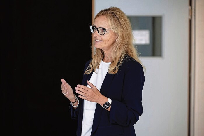 Regina Neumaier, Director of VS Prandaugasse in Vienna.