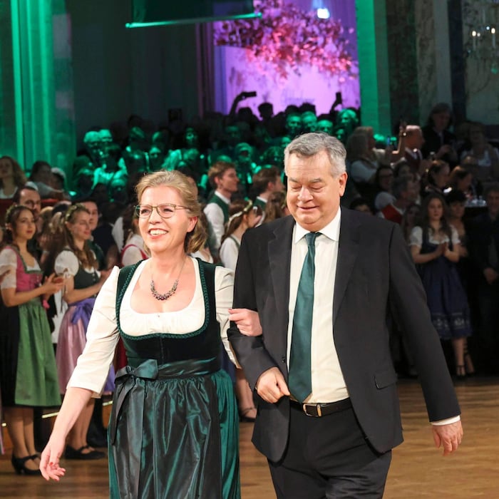 Grünen-Politiker Leonore Gewessler und Werner Kogler