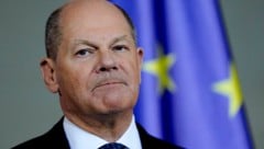 Für Deutschlands Bundeskanzler Olaf Scholz befinden wir uns in einer „verdammt ernsten Zeit“. (Bild: APA/AP)