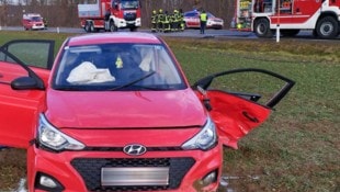 Schwerer Verkehrsunfall auf der B56 bei Rechnitz. (Bild: Stefan Weisz | FF Rechnitz)