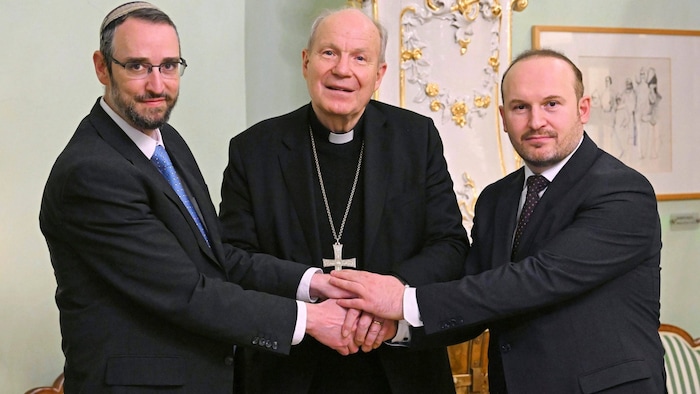 Schönborns Abschiedsmission gegen Gewalt im Namen der Religion: Schulterschluss mit Oberrabbiner ...