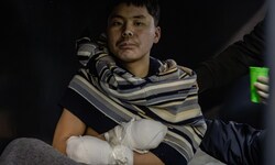 Dieser Mann wurde offenbar während der Kämpfe in Kursk festgenommen.