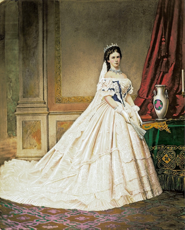 Elisabeth im ungarischen Hofkleid. 1867 wurde sie auch Königin von Ungarn.