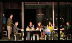 Das Ensemble von „Rutherford &amp; Sohn“