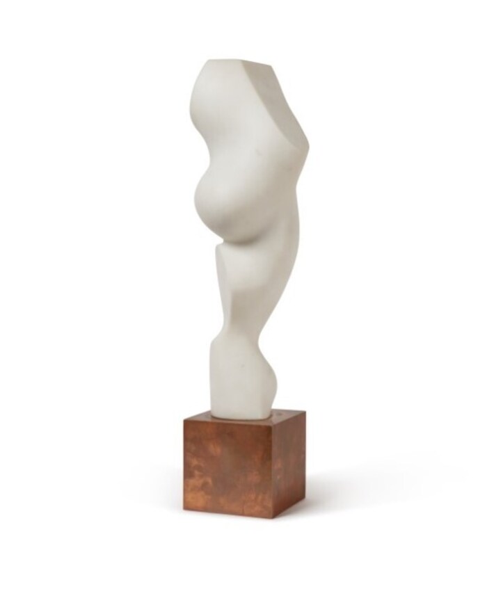 ...und die Skulptur „Coupe humaine“ von Hans Arp