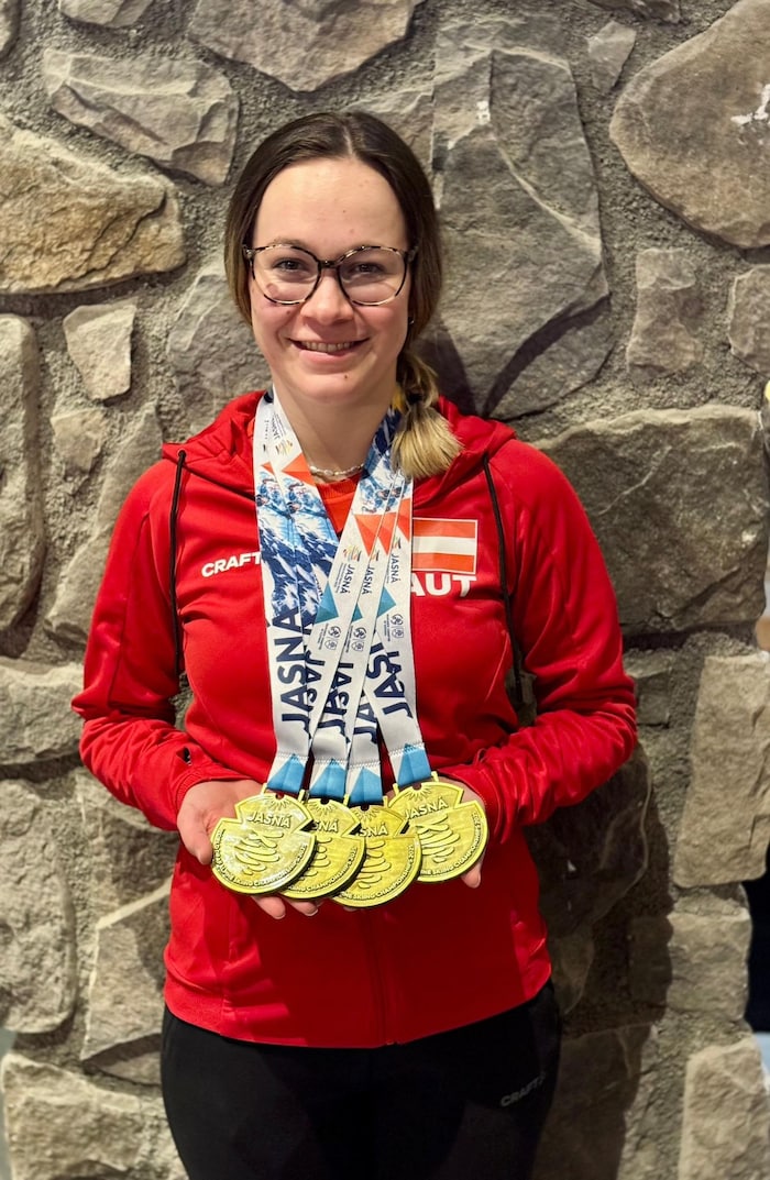 Melissa Köck with her four gold medals.