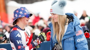 Lindsey Vonn (re.) und St. Anton-Siegerin Lauren Macuga (Bild: GEPA)