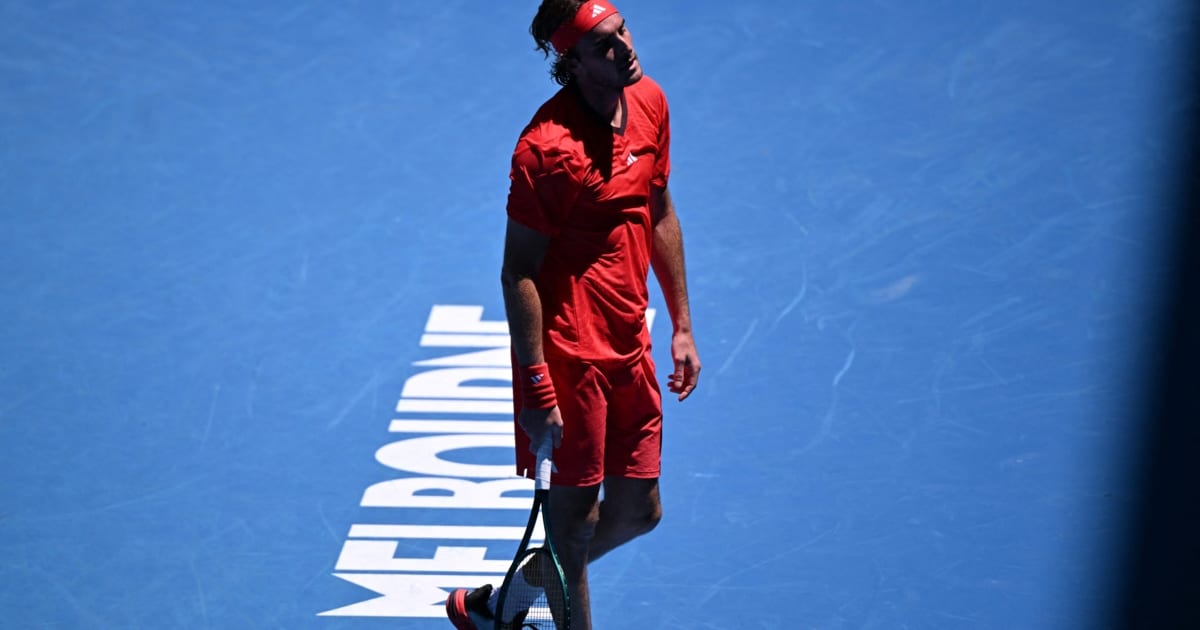 Sinner and Swiatek Advance Despite Doping Controversy at Australian Open