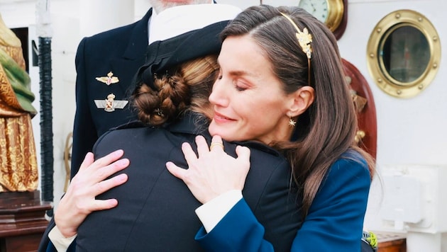 Königin Letizia fällt der Abschied von Tochter Leonor sichtlich schwer! (Bild: picturedesk.com/Cordon Press / Action Press)