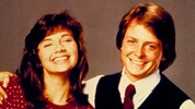 Justin Bateman als Mallory Keaton und Michael J. Fox als Alex Keaton in den 1980er-Jahren in der ...