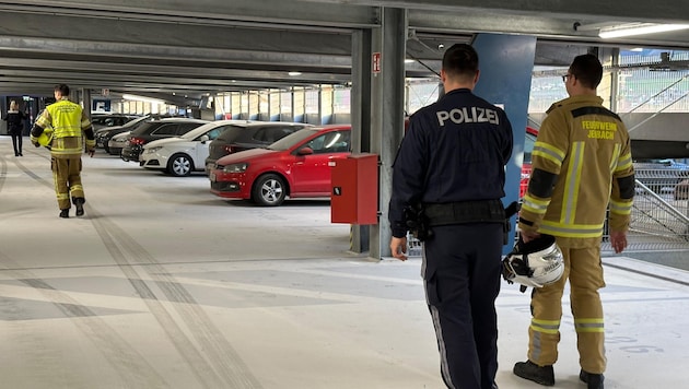 The police and fire department were called to both acts of vandalism. (Bild: ZOOM.TIROL)